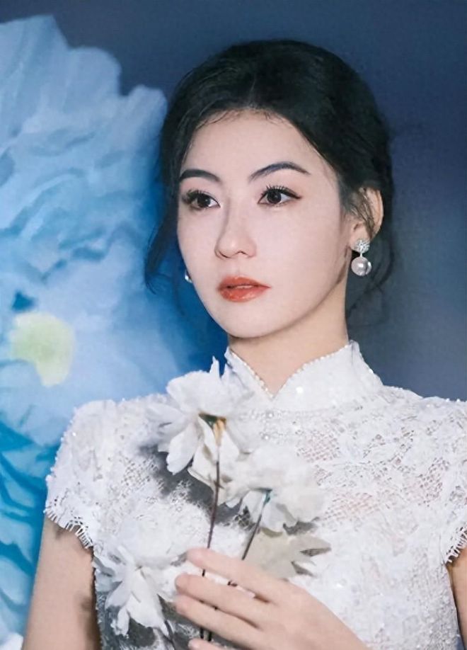 西班牙vs比利时前瞻：丁丁恐沦为弃子，亚马尔让姆巴佩瑟瑟发抖